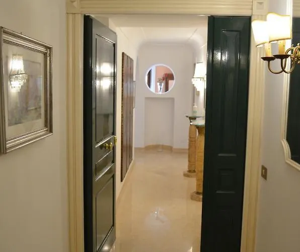 Elegante Nel Centro Di